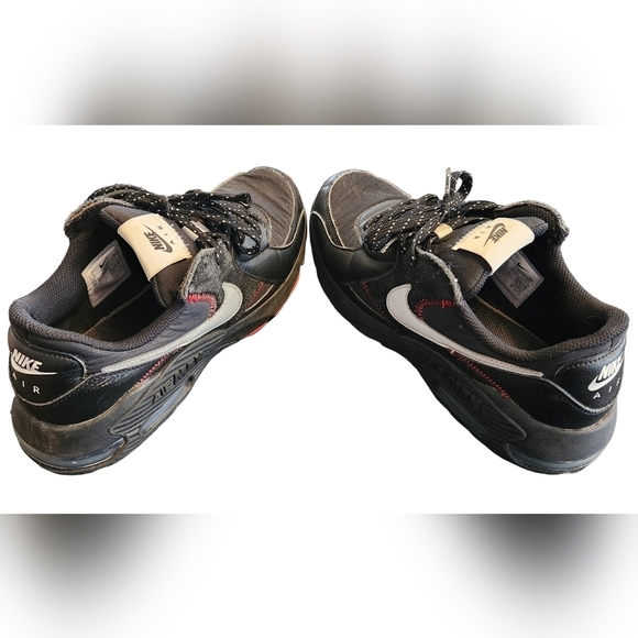 Men's Nike Air Max Excee Black/Metallic Silver Black DM0832 001 Size 8 - Picture 7 of 14